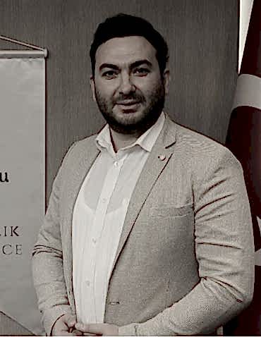 Avukat Emrecan Gemez